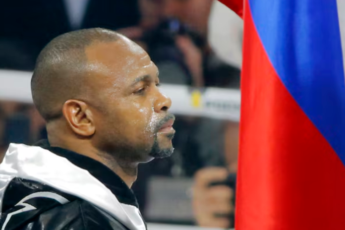 Roy Jones Jr receives 1988 Olympic gold medal from Park Si-hun