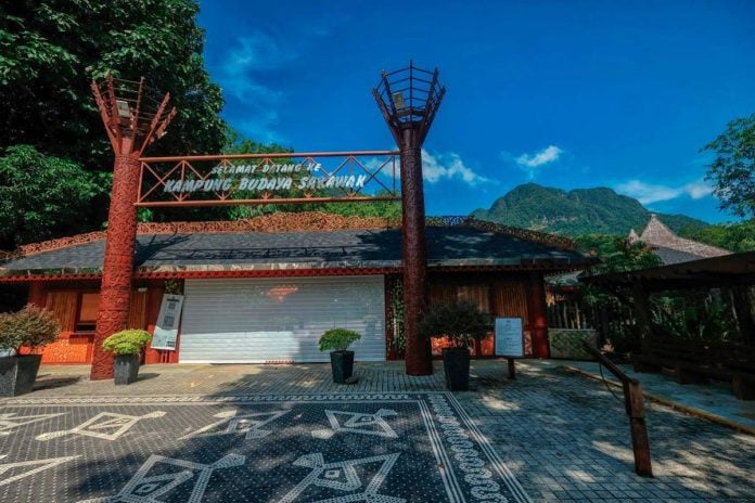 Rumah Etnik Bidayuh di Kampung Budaya Sarawak akan dibina semula Rumah Etnik Bidayuh di Kampung Budaya Sarawak akan dibina semula