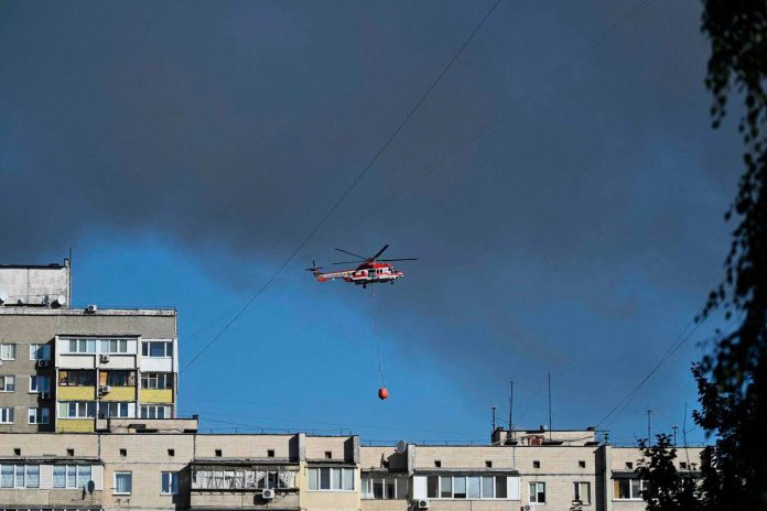 Russia hits seat of Ukraine government in war's biggest air attack Russia hits seat of Ukraine government in war's biggest air attack