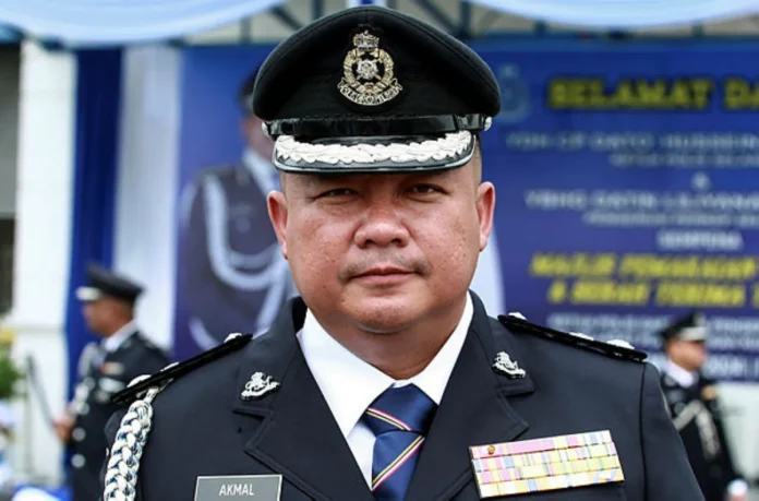 Police hunt masked gang in Kuala Langat eatery robbery Police hunt masked gang in Kuala Langat eatery robbery