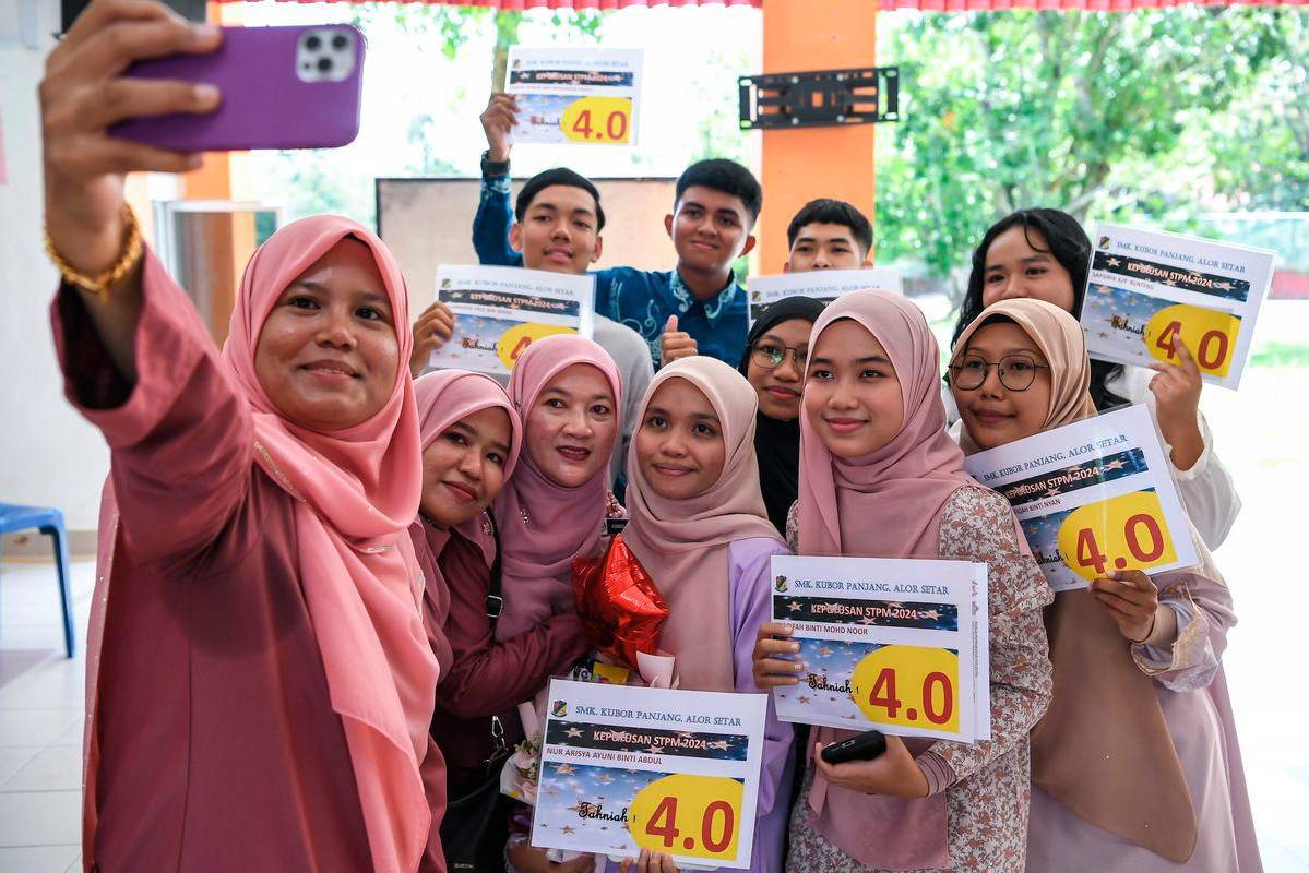 STPM leavers’ public university application results out this Friday STPM leavers’ public university application results out this Friday