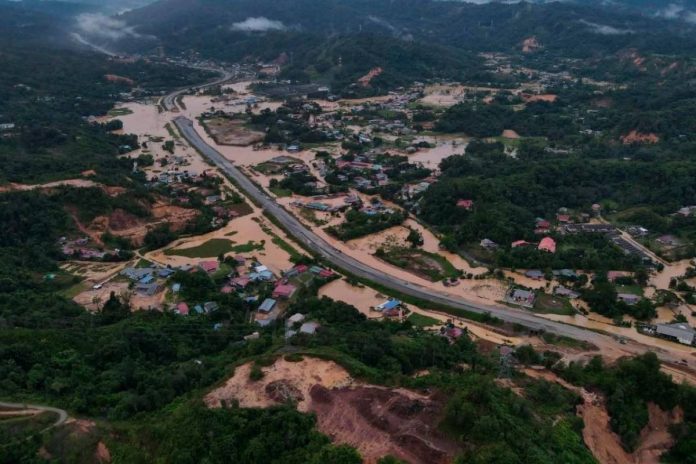 Sabah flood evacuees rise to 391 as Penampang numbers increase