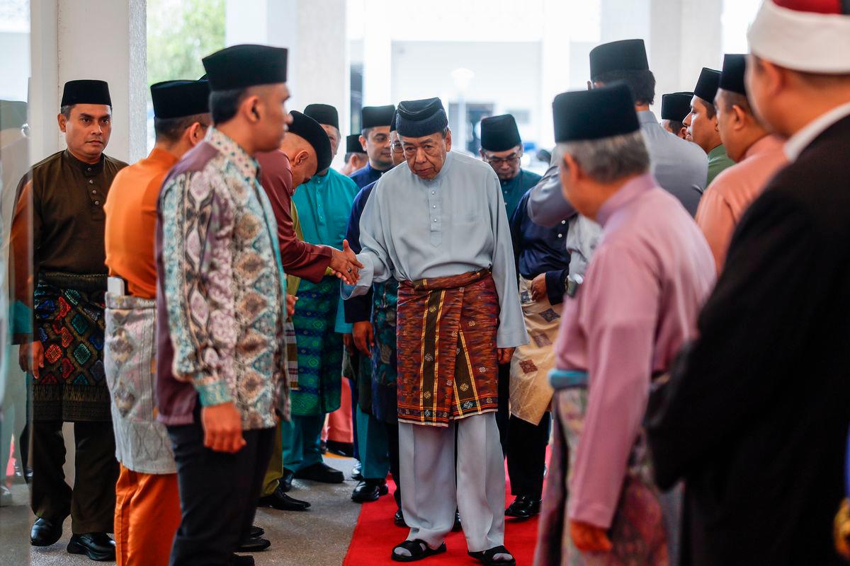 Selangor Sultan urges Muslims to practise Sunnah, emulate Prophet Muhammad Selangor Sultan urges Muslims to practise Sunnah, emulate Prophet Muhammad