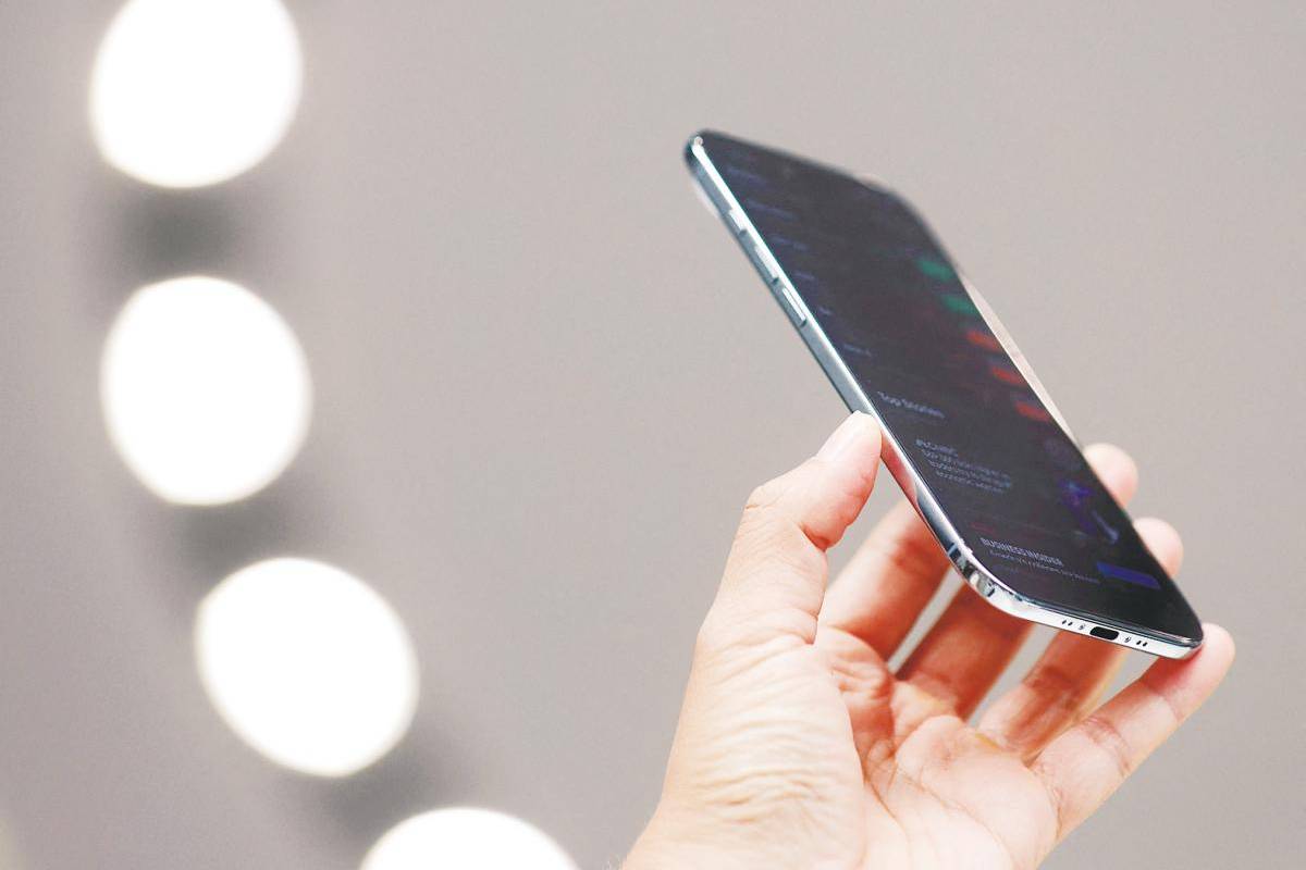 Slim iPhone Air could be a design win for Apple: Analysts