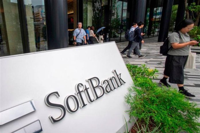 SoftBank said to be laying off 20% of Vision Fund team amid AI push