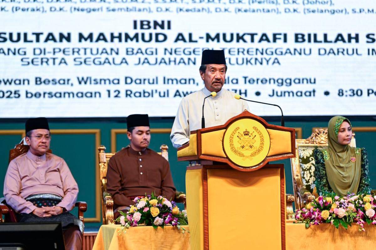 Sultan Mizan calls for revival of rawi, marhaban and berzanji recitations Sultan Mizan calls for revival of rawi, marhaban and berzanji recitations