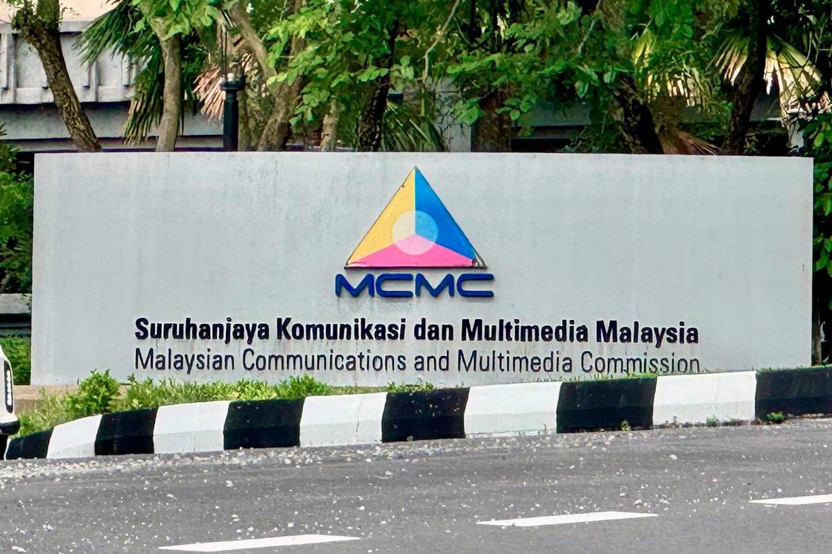 Three questioned by MCMC over fake racial post on social media Three questioned by MCMC over fake racial post on social media