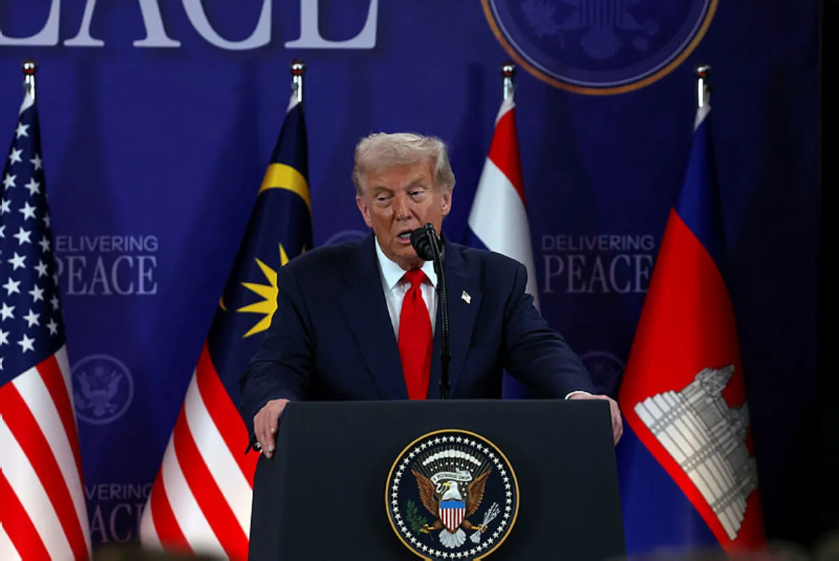 Trump meterai perjanjian perdagangan dengan Malaysia dan negara Asia lain Trump meterai perjanjian perdagangan dengan Malaysia dan negara Asia lain