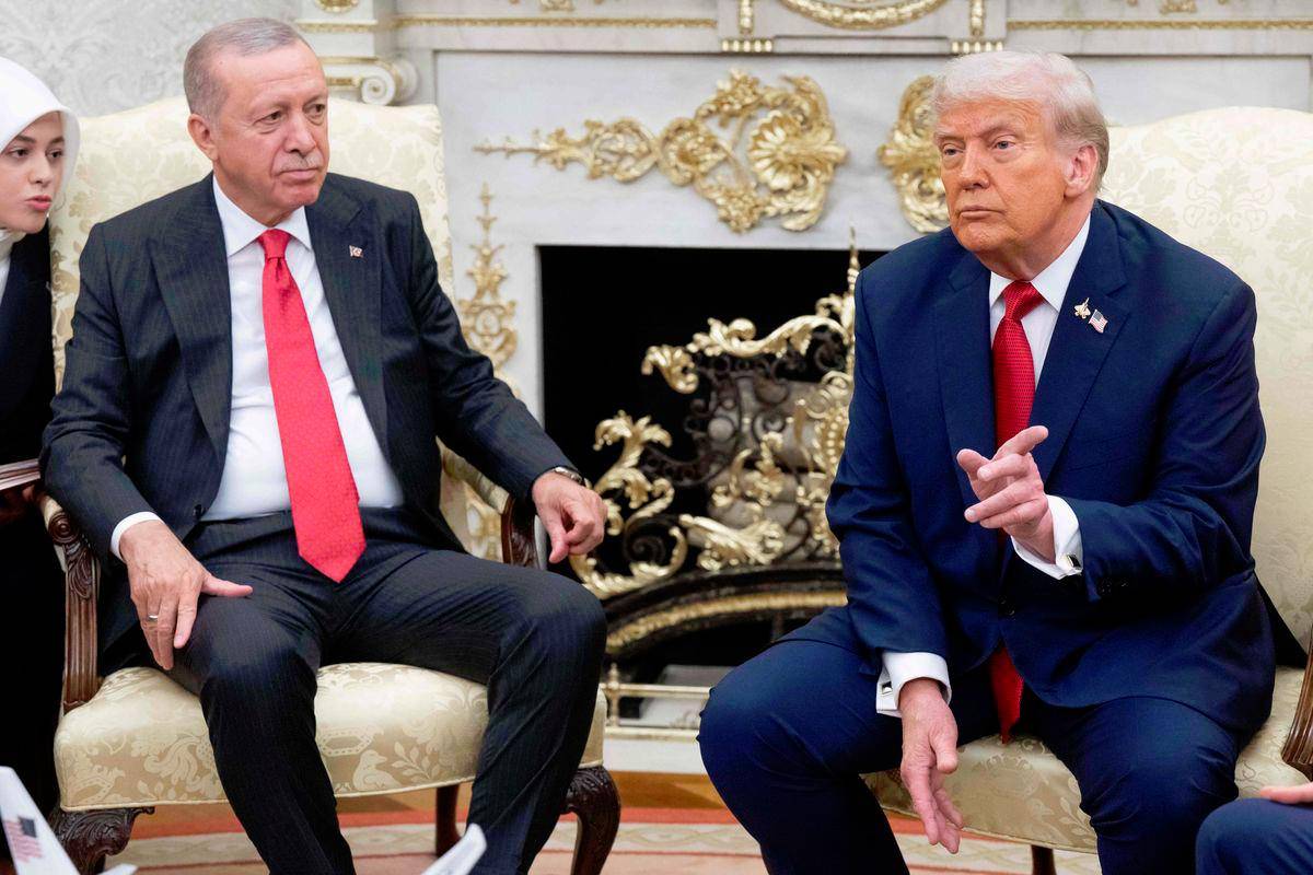 Trump offers Turkey F-35 jets if Erdogan stops buying Russian oil