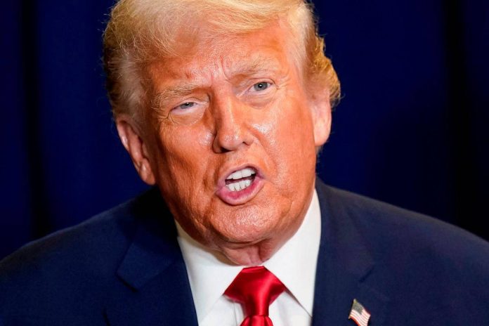 Trump says he will sign executive order to dismantle left-wing groups he claims incite violence