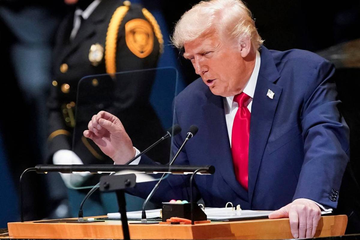 Trump urges NATO to shoot down Russian aircraft in alliance airspace