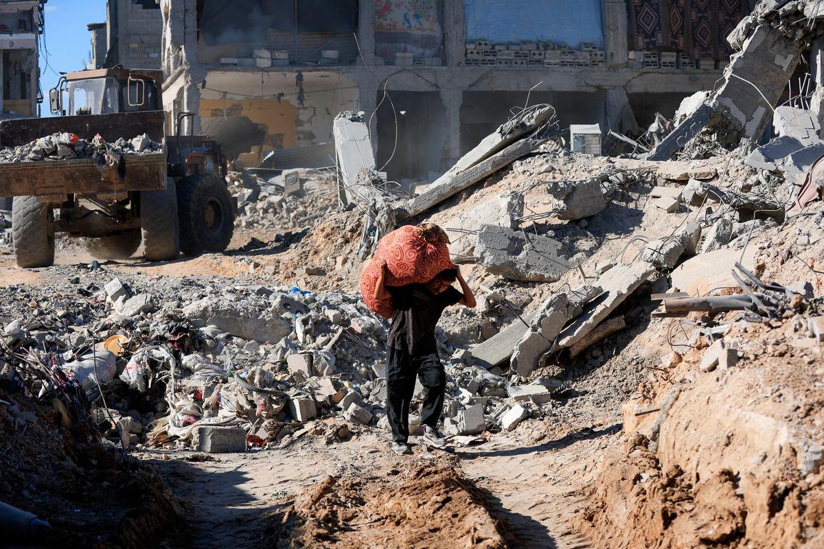 Trump warns Israel may resume Gaza fighting if Hamas breaks ceasefire Trump warns Israel may resume Gaza fighting if Hamas breaks ceasefire