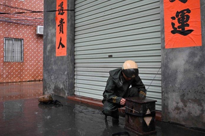 Typhoon Ragasa hits southern China after causing deaths in Taiwan