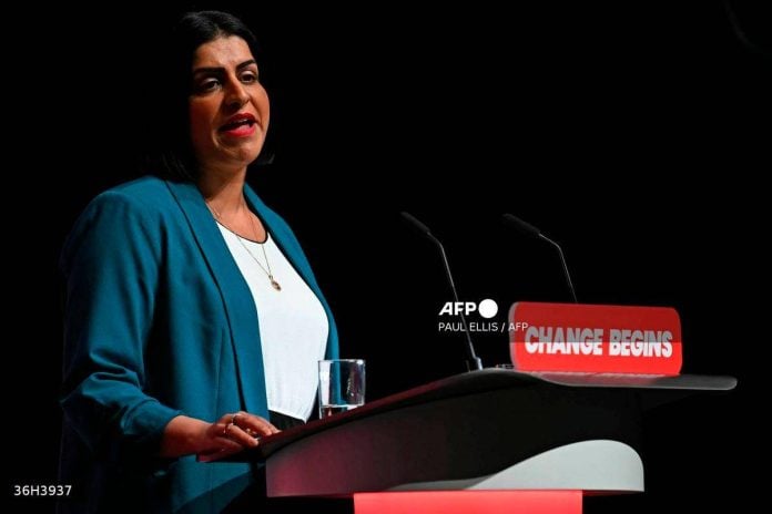 UK plans tougher settlement rules requiring work and community service