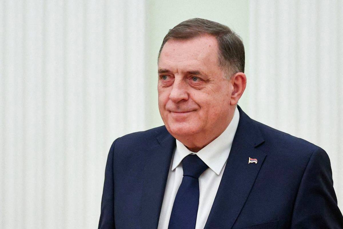 US lifts sanctions on four allies of Bosnian Serb leader Dodik US lifts sanctions on four allies of Bosnian Serb leader Dodik