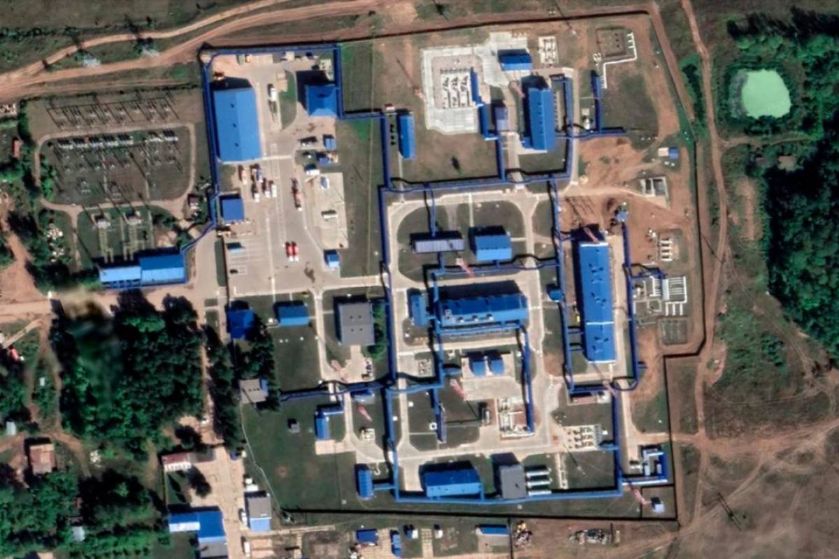Ukrainian drones strike Russian oil station in Chuvashia, governor says Ukrainian drones strike Russian oil station in Chuvashia, governor says