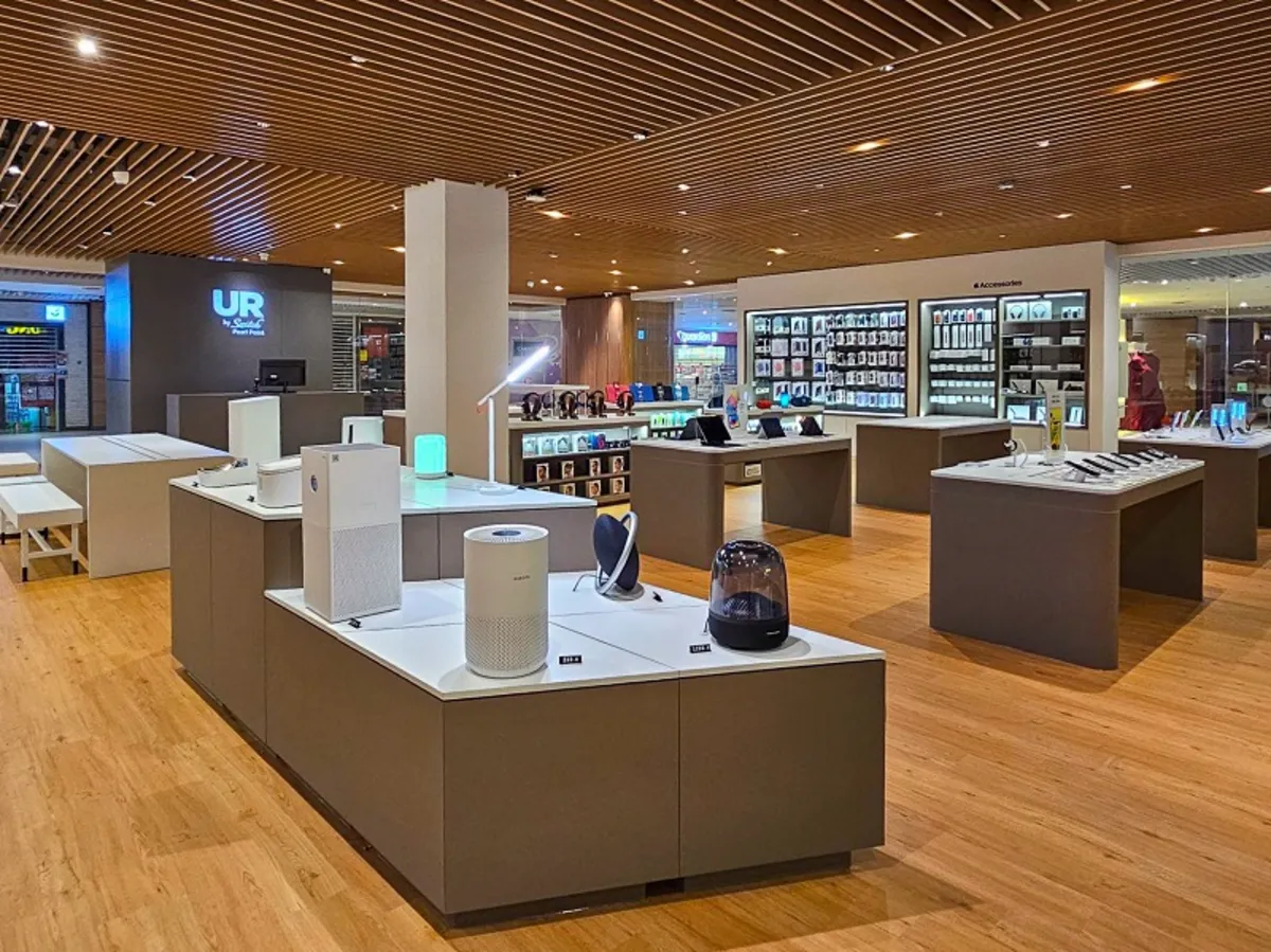 Celebrating customers Cg computers celebrates its 30th anniversary with a nationwide giveaway campaign for sure members, offering prizes worth up to rm500,000.