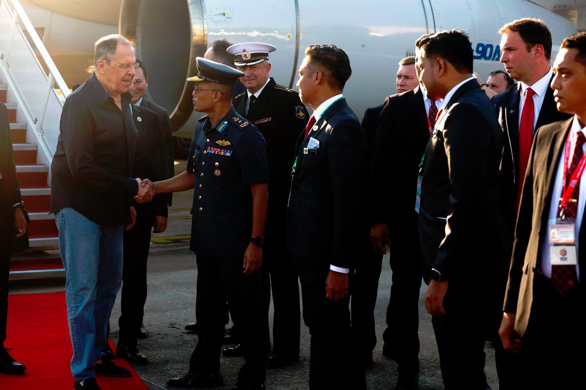 Menteri luar Rusia sergey lavrov tiba di Malaysia untuk mesyuarat AMM ke-58