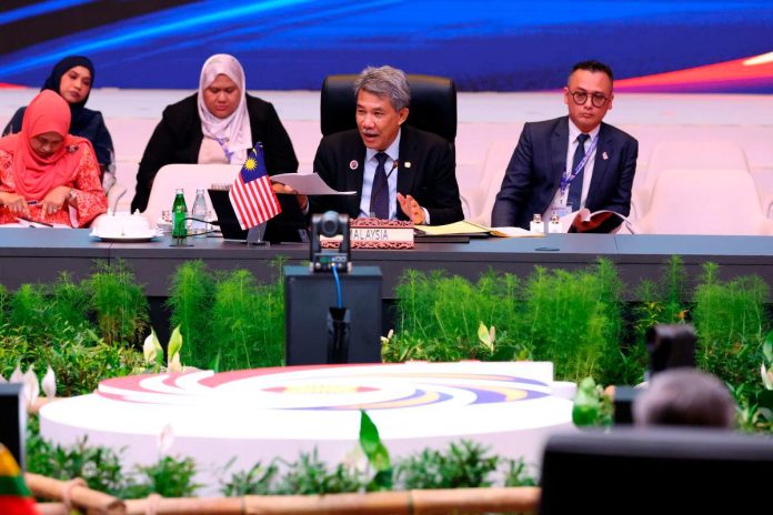 ASEAN perlu terus bersatu pastikan Asia Tenggara bebas senjata nuklear ASEAN perlu terus bersatu pastikan Asia Tenggara bebas senjata nuklear