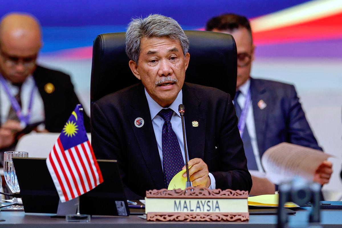 China ready to sign SEANWFZ treaty without conditions, says FM