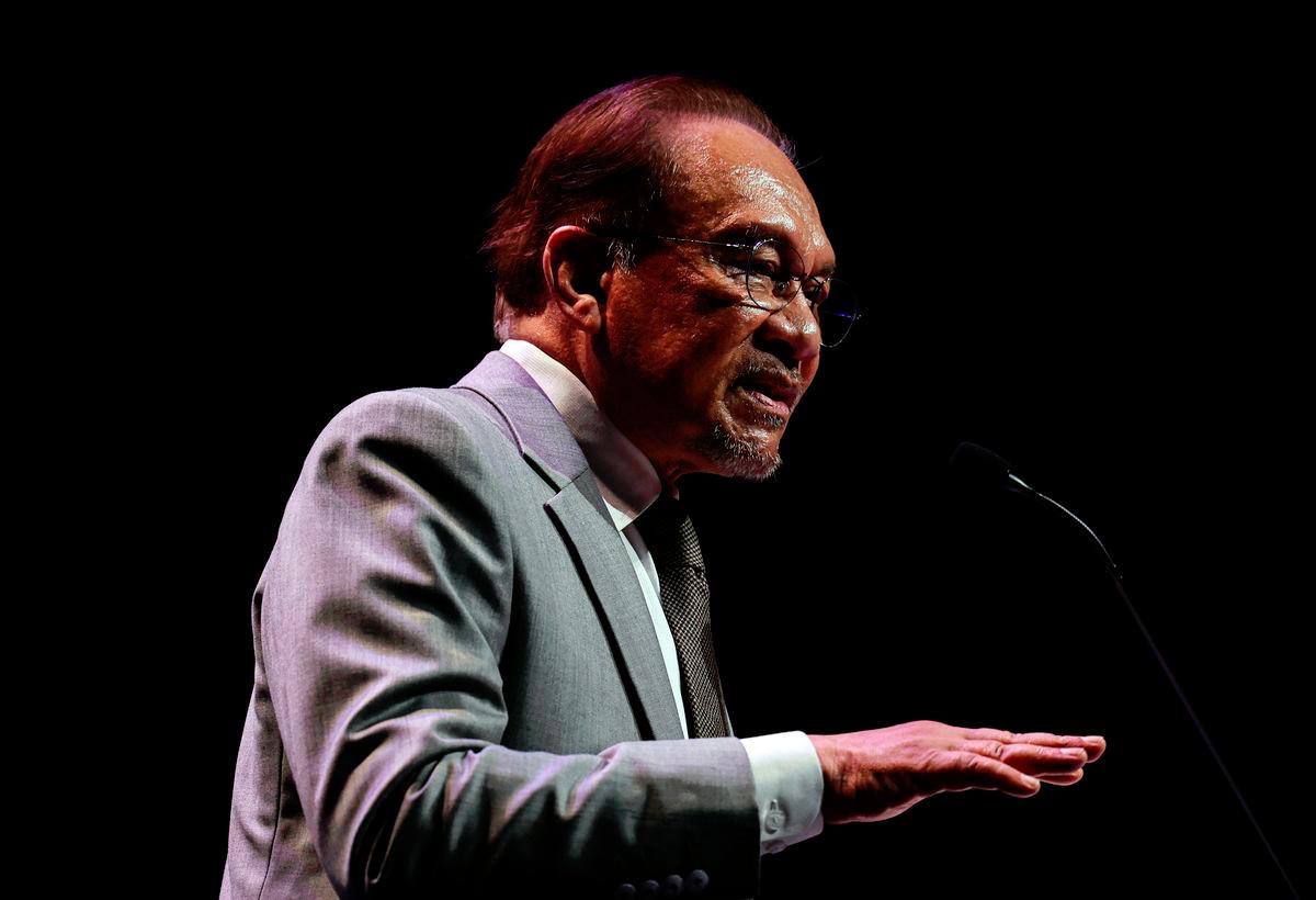 “This matter has already been referred to the court,“ says Anwar on Najib’s house arrest request “This matter has already been referred to the court,“ says Anwar on Najib’s house arrest request
