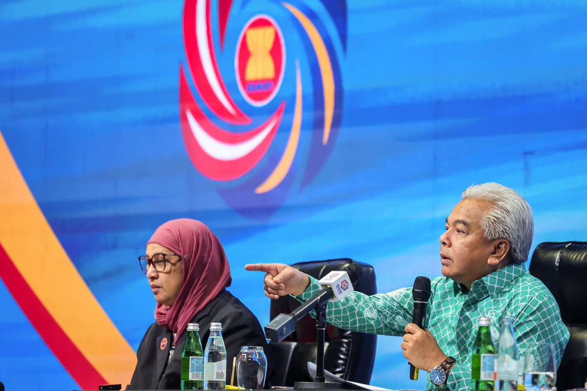 ASEAN reviews major powers’ role in SEANWFZ nuclear-free treaty ASEAN reviews major powers’ role in SEANWFZ nuclear-free treaty