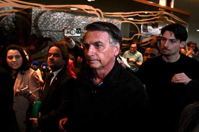 Brazilian judge warns Bolsonaro over viral speech on social media