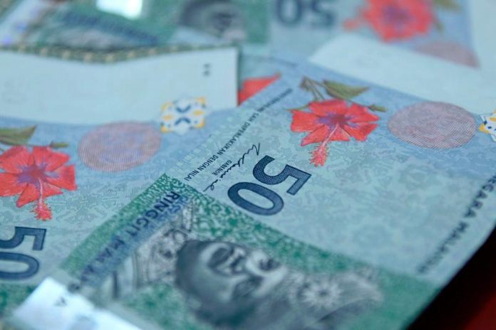 Ringgit rises against US dollar in early trading