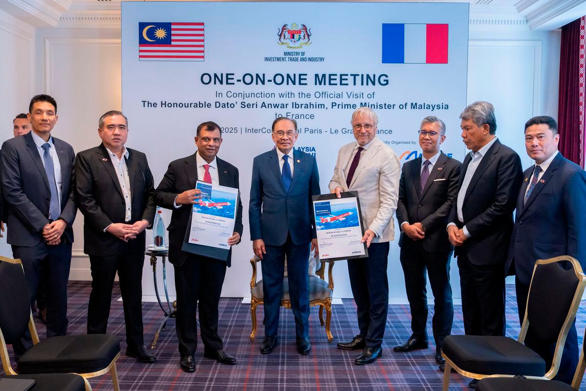 AirAsia-Airbus deal boosts Malaysia’s aviation hub ambitions AirAsia-Airbus deal boosts Malaysia’s aviation hub ambitions