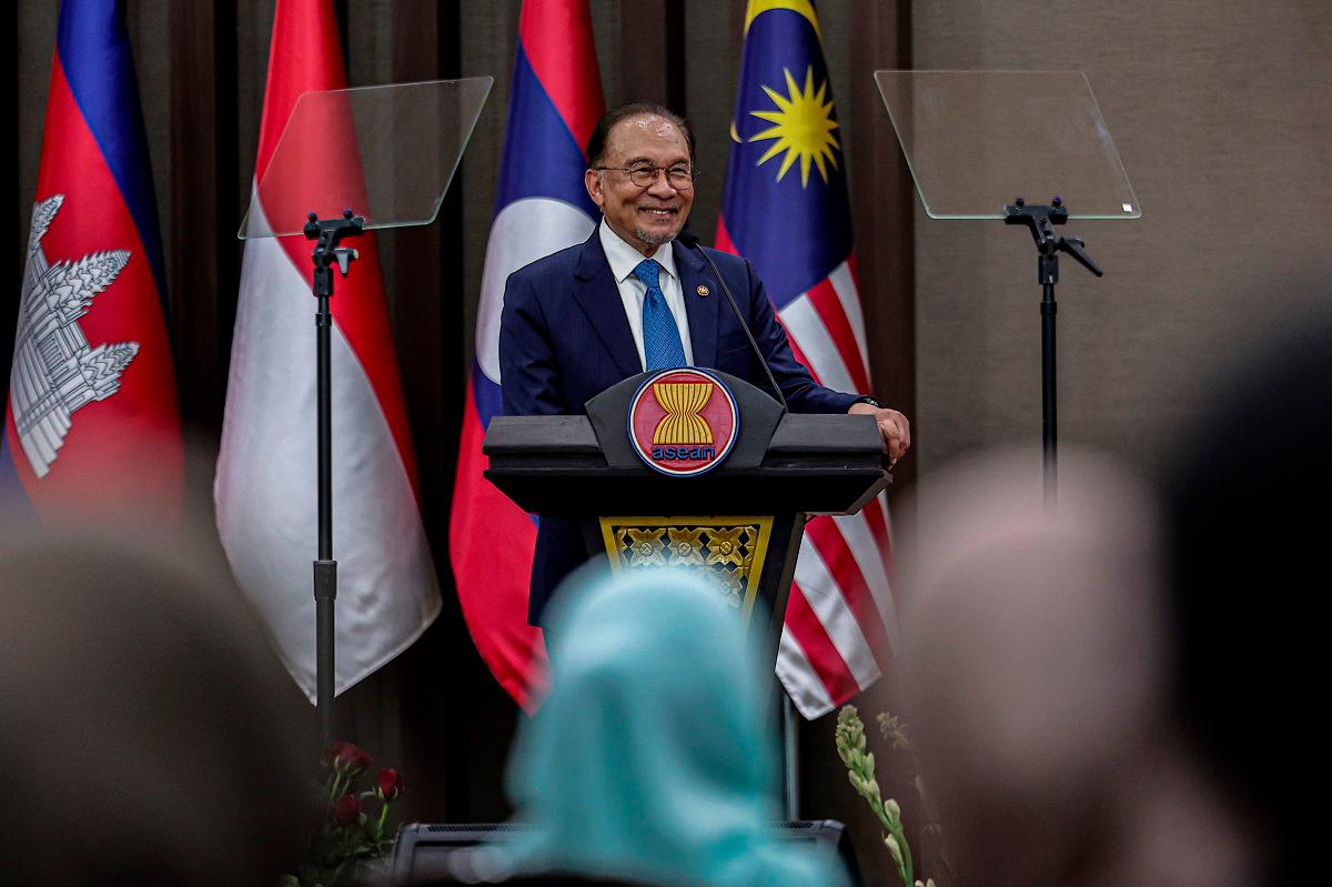 Gencatan senjata Thailand-Kemboja bukti pengaruh diplomatik ASEAN – Anwar
