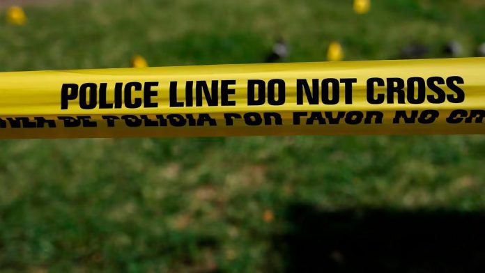 Bangkok market shooting leaves six dead