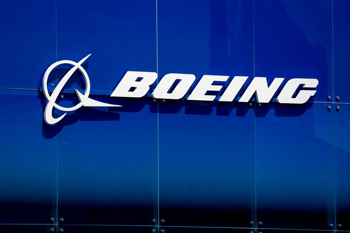 i-CATS and Boeing sign MoU to advance aviation studies in Sarawak i-CATS and Boeing sign MoU to advance aviation studies in Sarawak
