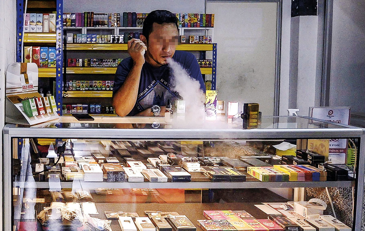 Consumer group seeks royal support for vape ban