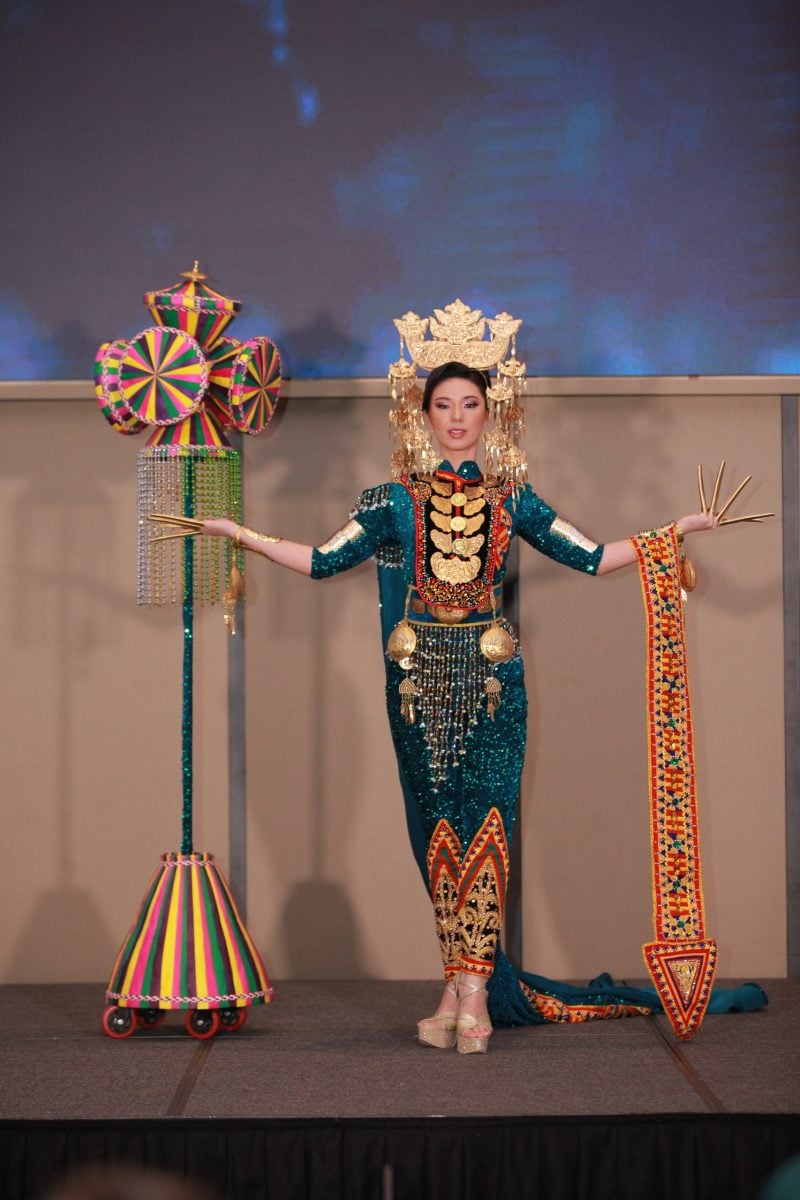 Miss universe malaysia unveils bajau-inspired national costume Miss universe malaysia unveils bajau-inspired national costume