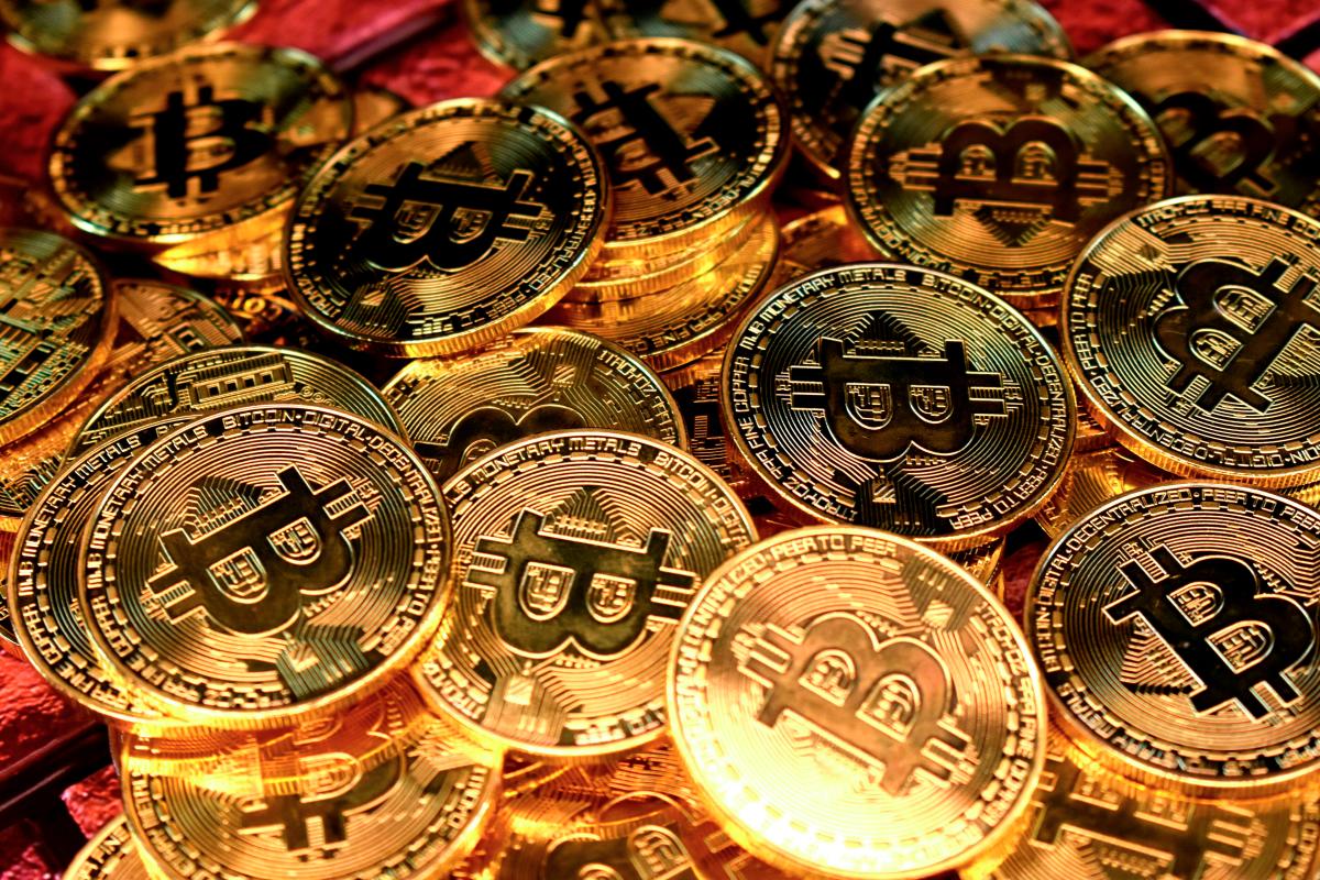 Bitcoin hits record high on rising institutional demand Bitcoin hits record high on rising institutional demand
