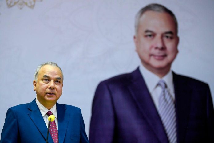 Sultan Nazrin hadiri Eksesais Lembing Sakti 2025 di Lumut