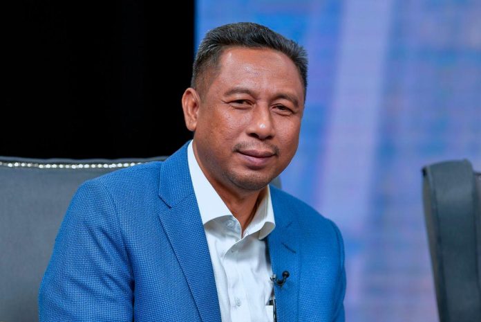 RM100 cash aid and Rahmah sales boost ease cost of living