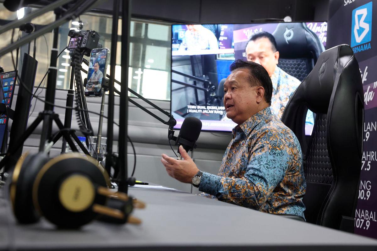 Independent auditors added to highway maintenance contracts for transparency Independent auditors added to highway maintenance contracts for transparency