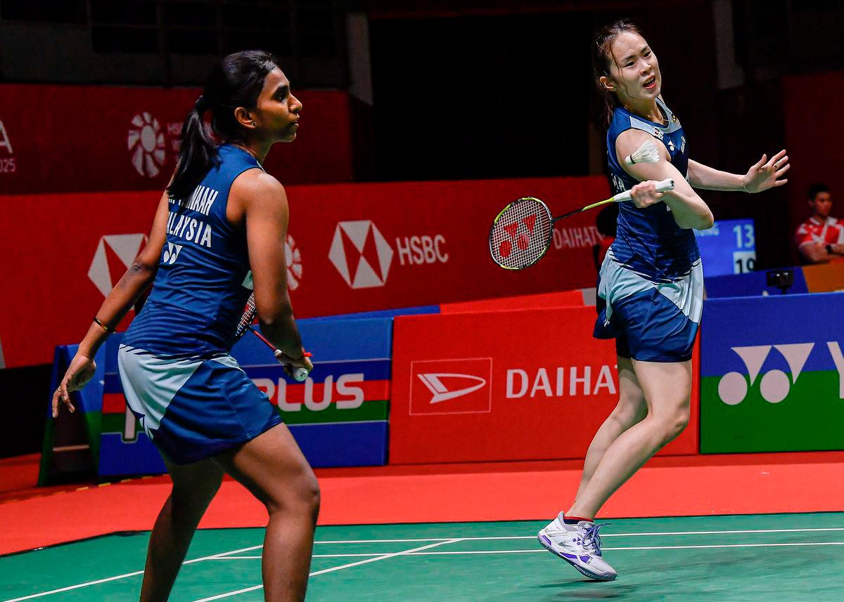 Pearly-Thinaah lose in China Open semis to Chinese pair