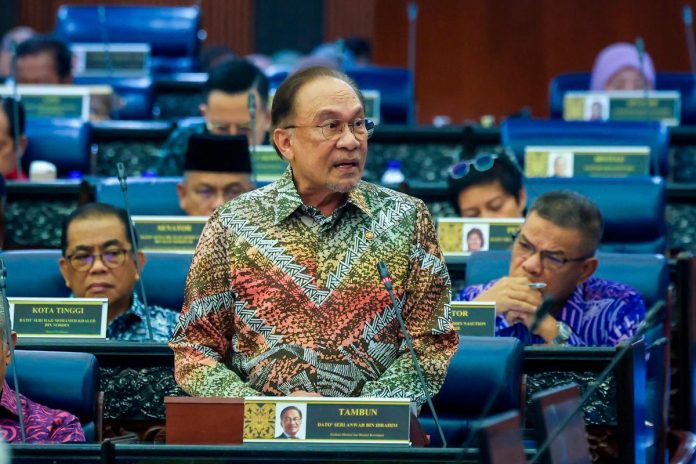 RM611 bilion pelaburan bawah RMK13 untuk transformasi ekonomi Malaysia RM611 bilion pelaburan bawah RMK13 untuk transformasi ekonomi Malaysia