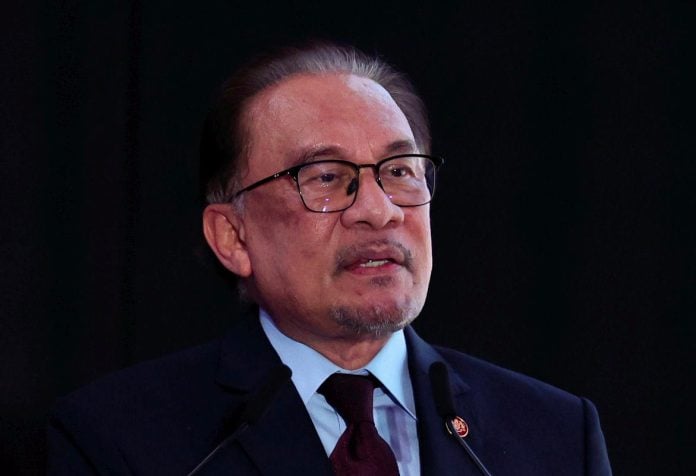 Anwar: No toll hike for 10 highways in 2025, govt to absorb over RM500m