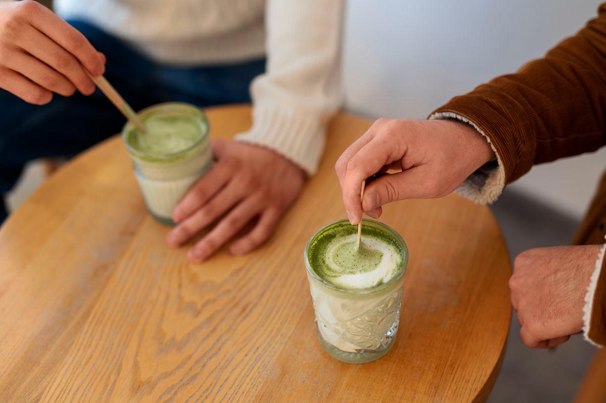 Matcha latte: Healthy drink or hidden calorie bomb?