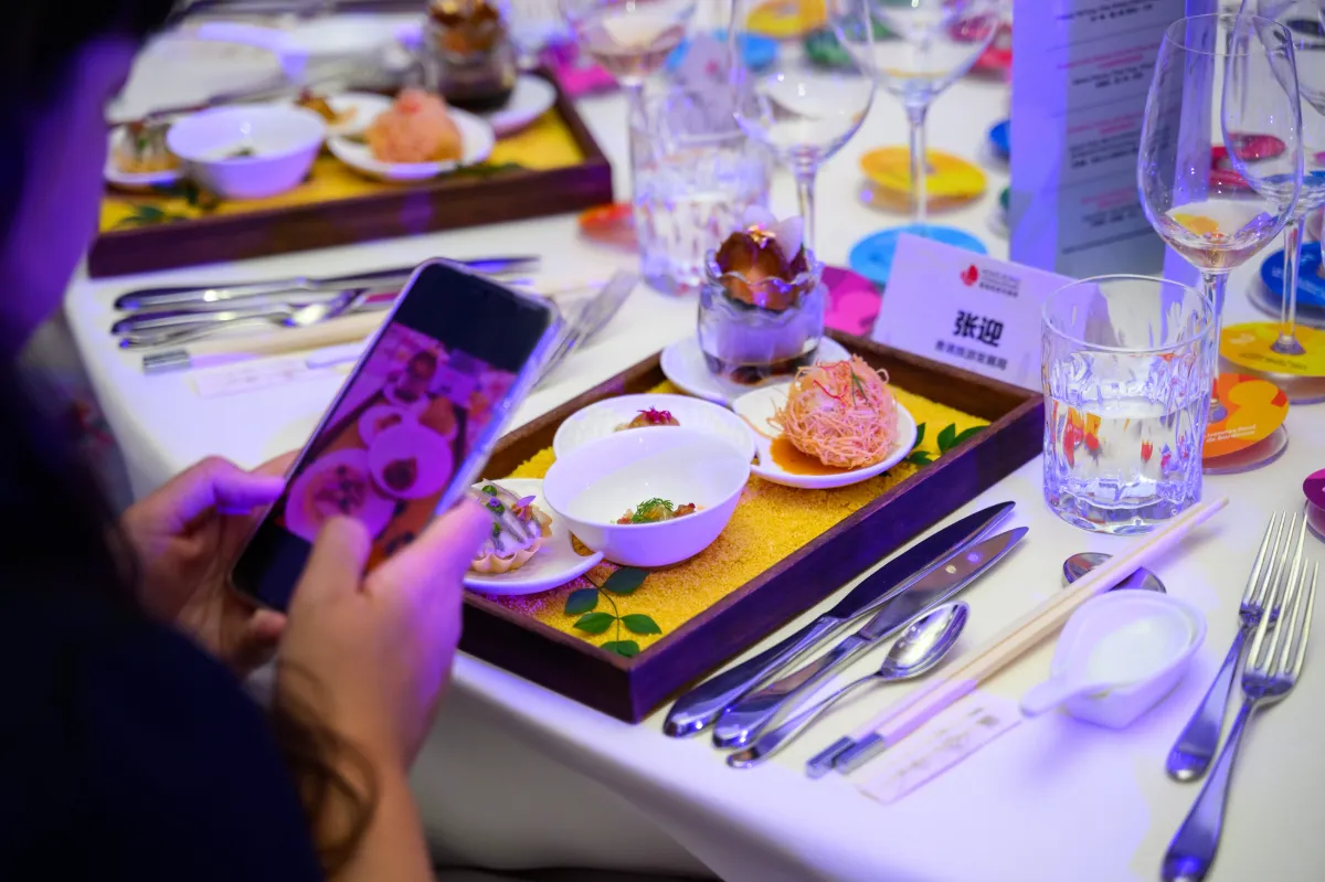 Hong kong tourism board remixes business events with world-class gastronomy at wine & dine festival Masterfully crafted dish by acclaimed chef