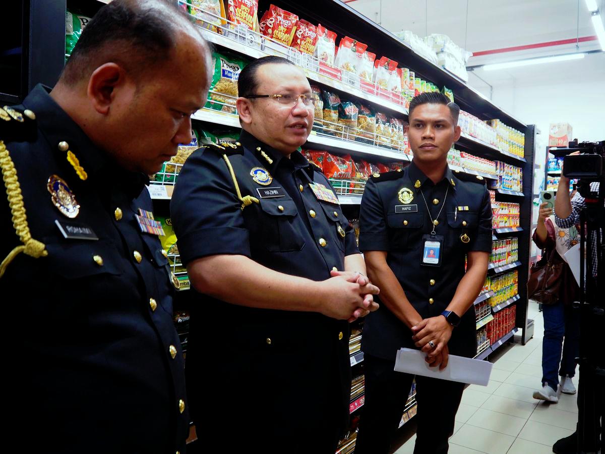 Melaka KPDN monitors 5 essential items in Op Kesan 4.0 Melaka KPDN monitors 5 essential items in Op Kesan 4.0