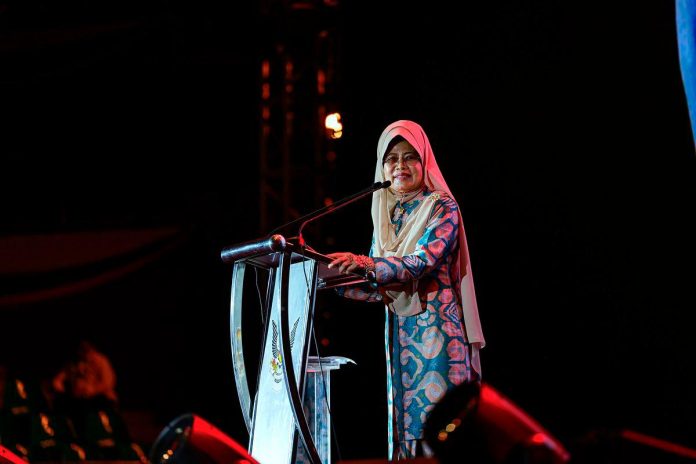 Law in the works to ban vape sales to students and teens