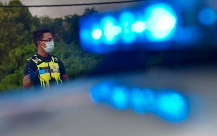 Police search for couple after car plunges into Langat River