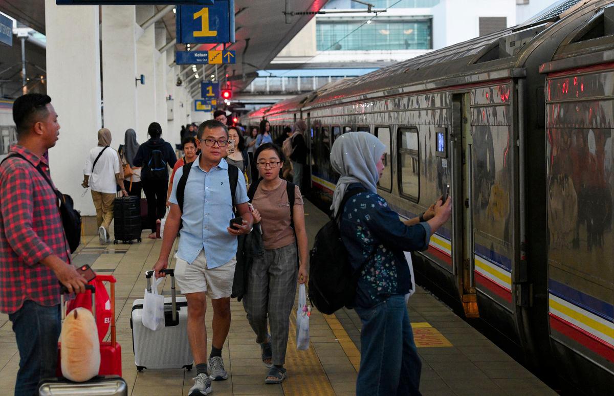 KTMB adds extra ETS trips for holiday season, ticket sales start July 31 KTMB adds extra ETS trips for holiday season, ticket sales start July 31