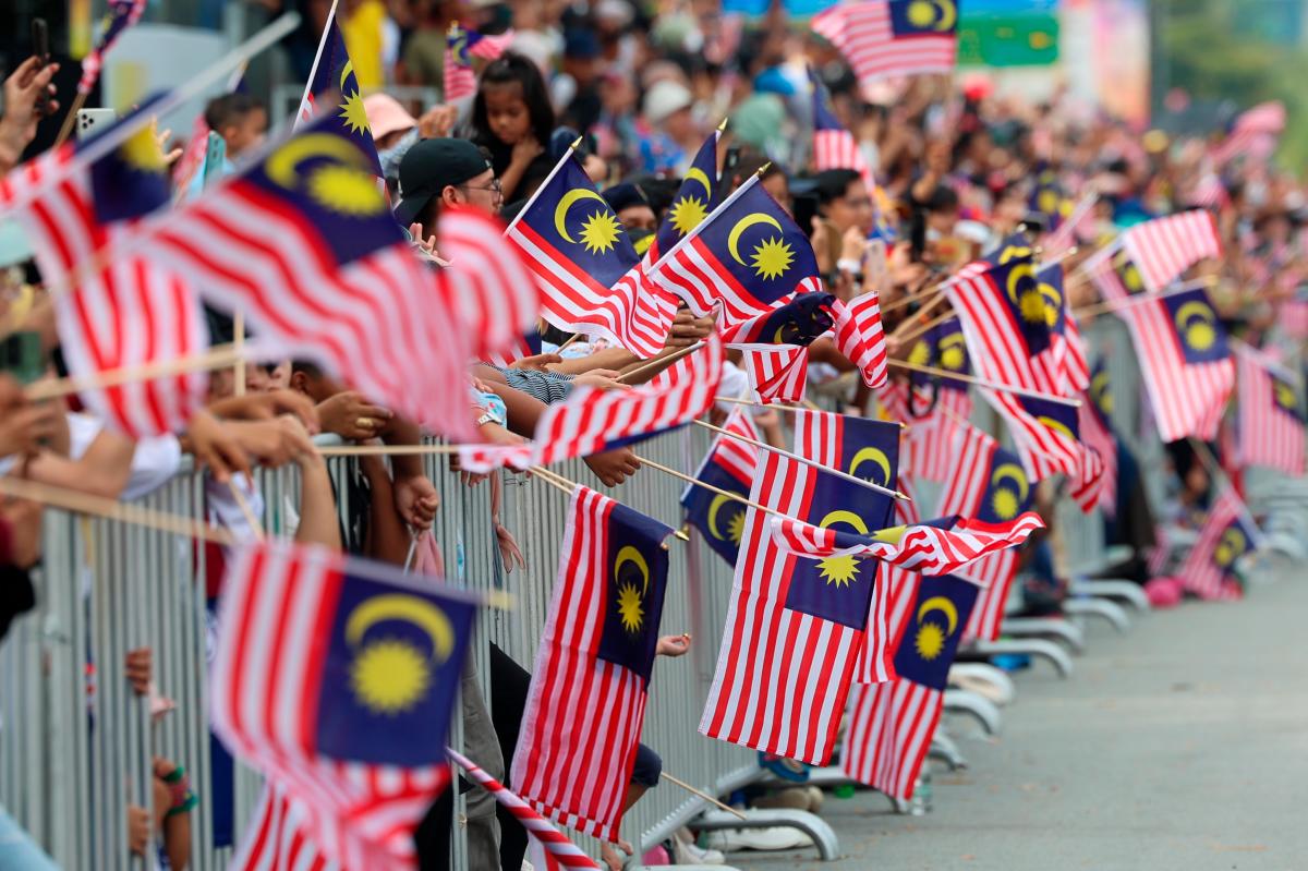 Fly Jalur Gemilang to show love for Malaysia - JaPen DG Fly Jalur Gemilang to show love for Malaysia - JaPen DG