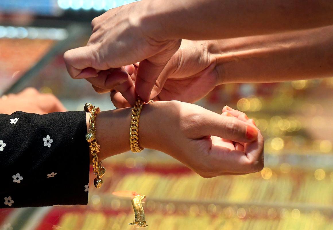 Govt scraps high-value goods tax, adjusts sales tax rates