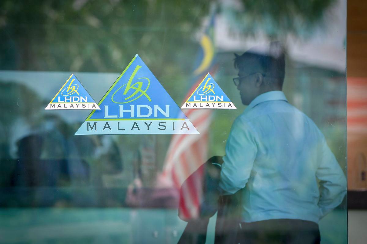 LHDN flags 5,800 taxpayers for failing to submit income tax forms LHDN flags 5,800 taxpayers for failing to submit income tax forms